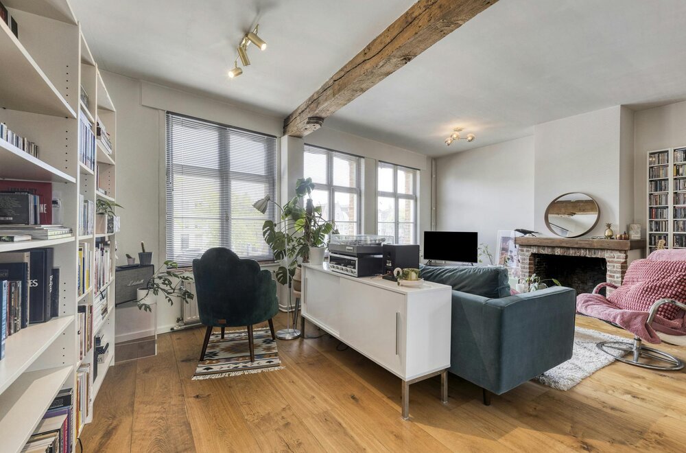 lichtrijk-appartement-105-m-aan-de-langerei-in-brugge004.jpg