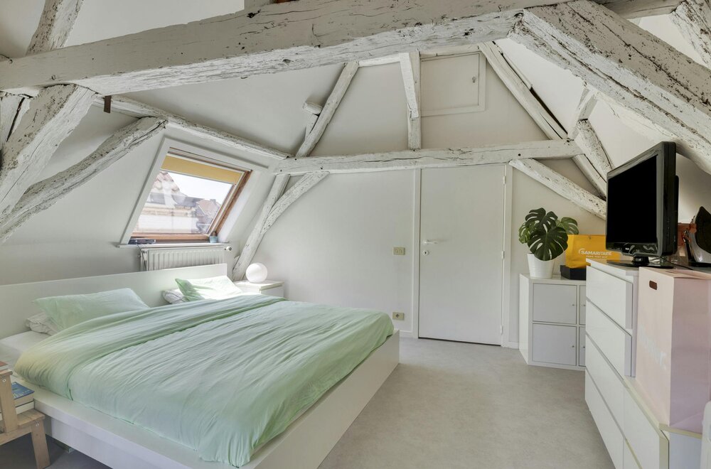 lichtrijk-appartement-105-m-aan-de-langerei-in-brugge014.jpg