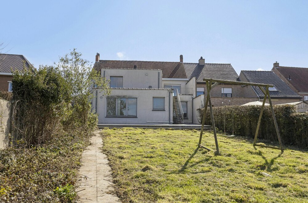opbrengsteigendom-te-koop-in-elverdinge003.jpg