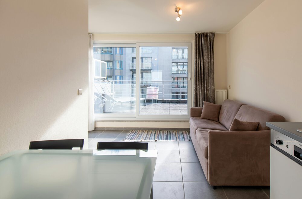zuidgerichte-penthouse-studio-met-ruime-terrassen-op-topligging-013.jpg