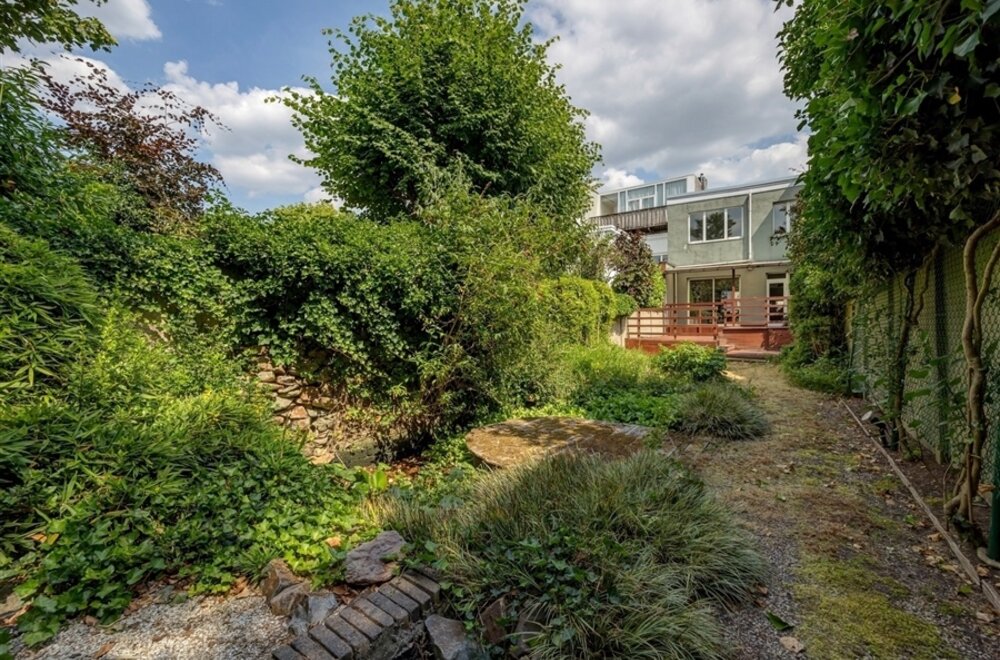 park-den-brandt-te-renoveren-woning-met-mooie-tuin010.jpg