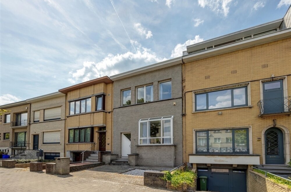 park-den-brandt-te-renoveren-woning-met-mooie-tuin015.jpg
