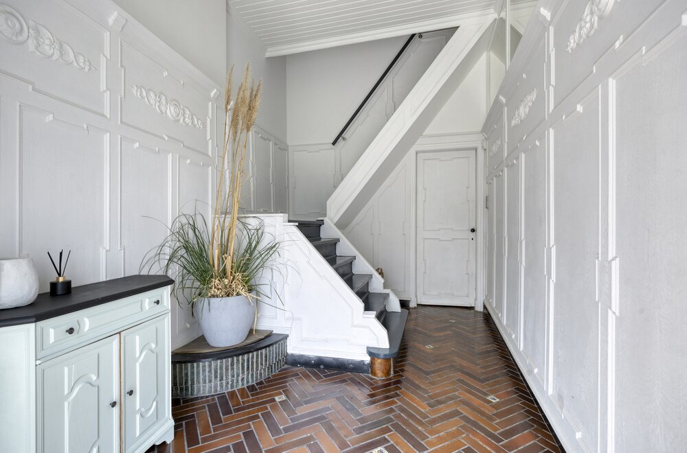 unieke-woning-met-polyvalente-ruimte-van-180m-te-koop002.jpg