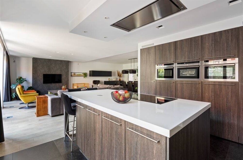 twee-luxueus-afgewerkte-appartementen-met-tuin-006.jpg