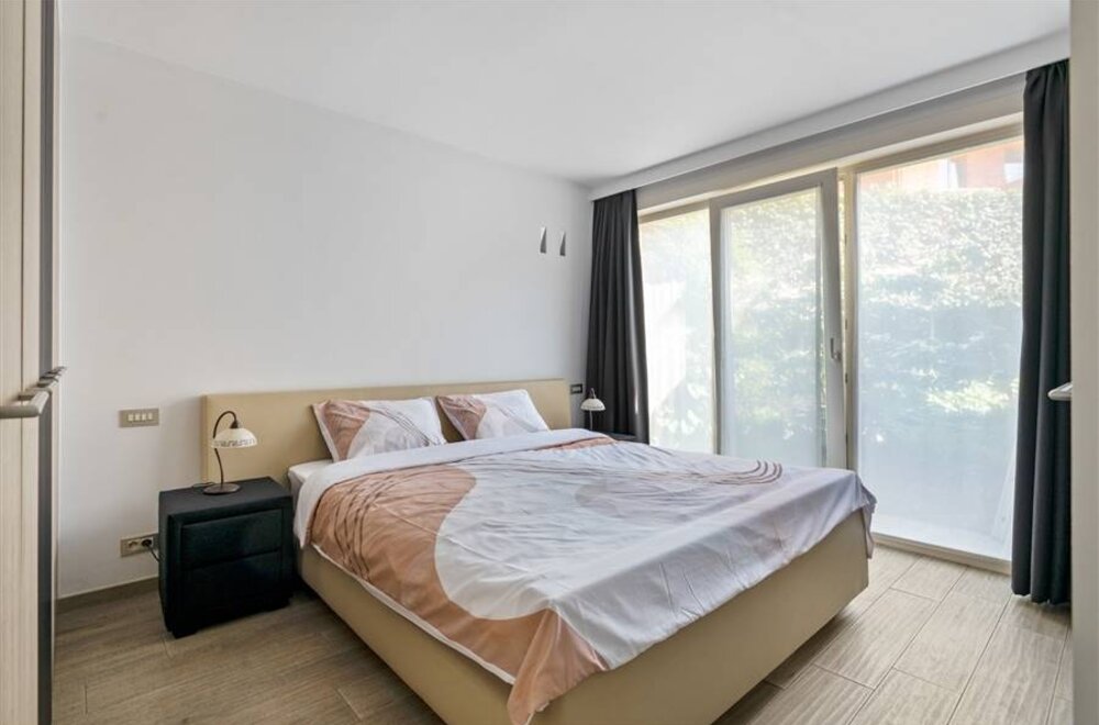 twee-luxueus-afgewerkte-appartementen-met-tuin-011.jpg
