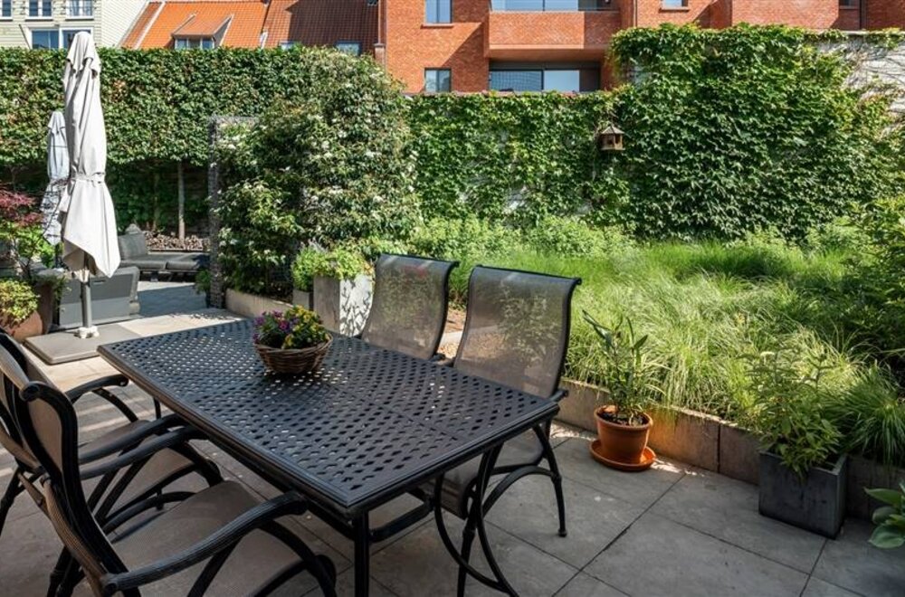 twee-luxueus-afgewerkte-appartementen-met-tuin-030.jpg
