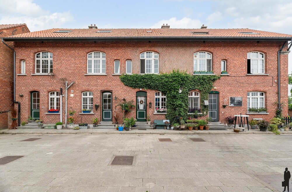 5-woningen-gelegen-in-de-oude-rijkswachtkazerne-op-ca-1520m-te-meerle-005.jpg