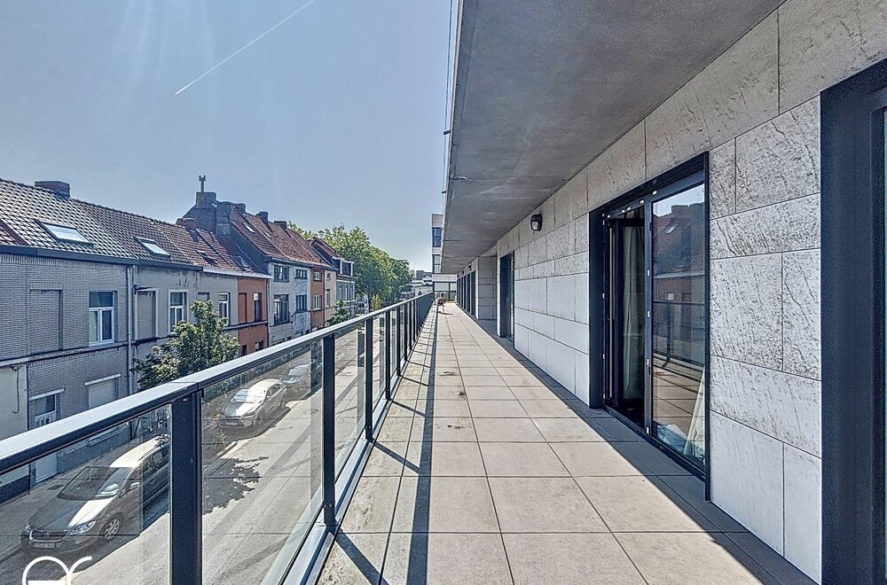 studentenkamer-met-eigen-douche-in-blaisantpark-001.jpg