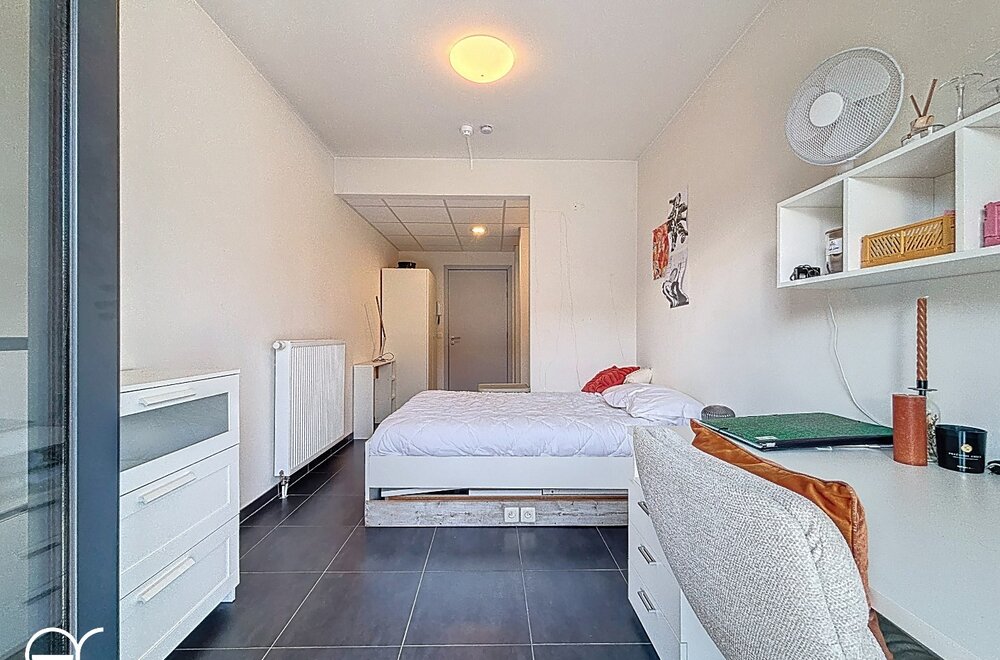 studentenkamer-met-eigen-douche-in-blaisantpark-002.jpg