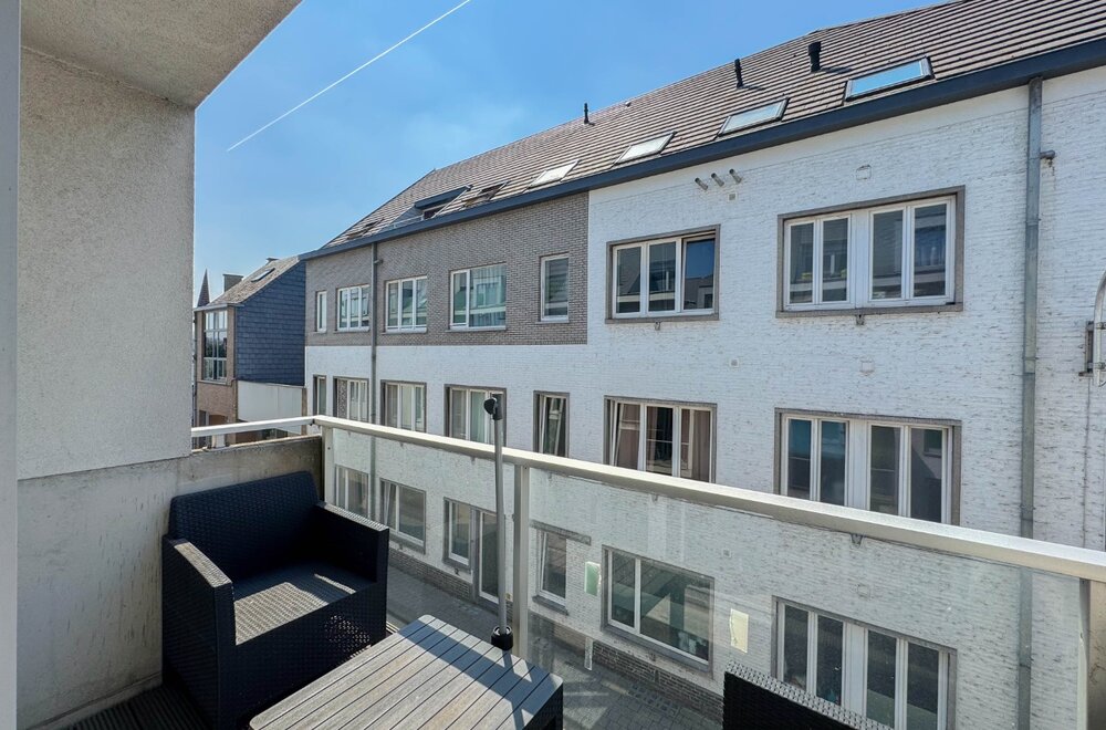 te-koop-instapklaar-1-slaapkamerappartement-met-terras-in-centrum-oudenaarde002.jpg