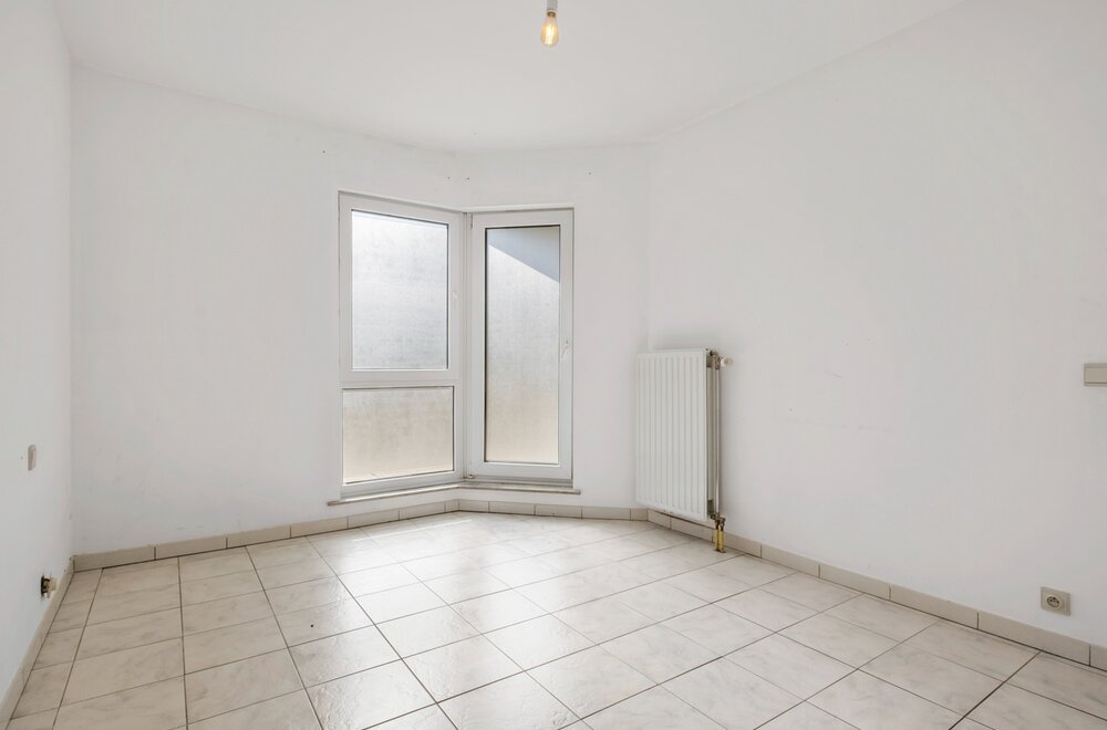 op-te-frissen-appartement-op-toplocatie-te-sint-andries008.jpg