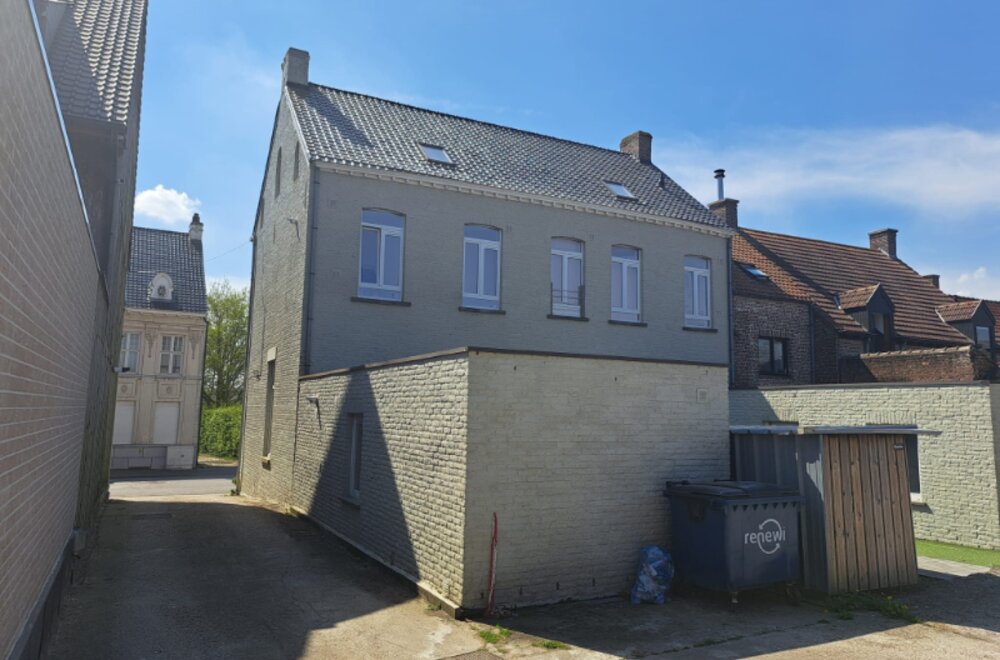 centrum-handzame-investeringspand-bestaande-uit-4-appartementen-011.jpg