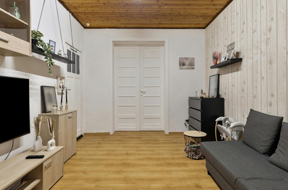huis-met-tal-van-mogelijkheden-te-koop-in-strombeek-bever-005.jpg