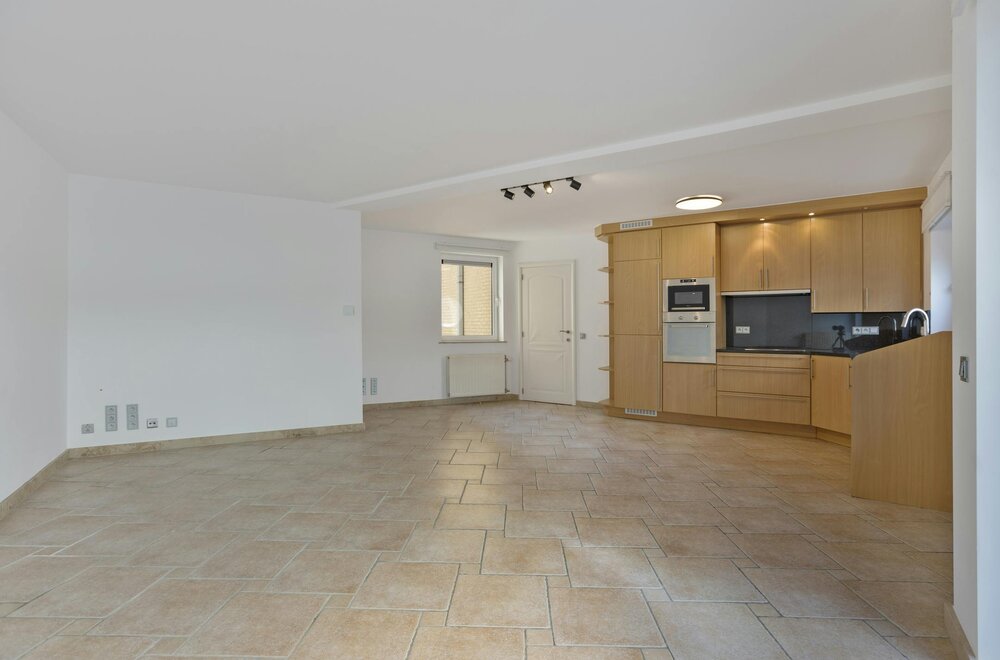 appartement-93-m-met-2-slaapkamers-te-koop-in-de-panne004.jpg