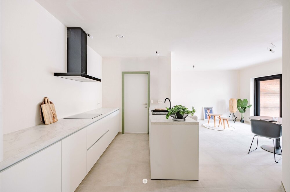 ruim-nieuwbouw-appartement-met-terras-in-sint-niklaas-6-btw-mogelijk-002.jpg
