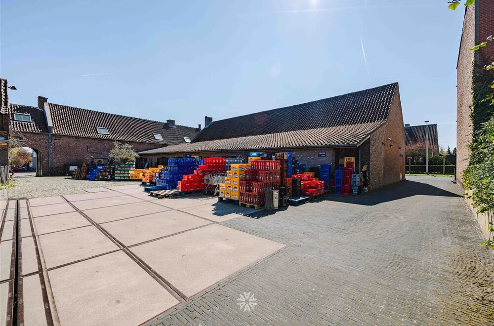 authentiek-handelspand-met-gerenoveerde-woning-te-temse015.jpg