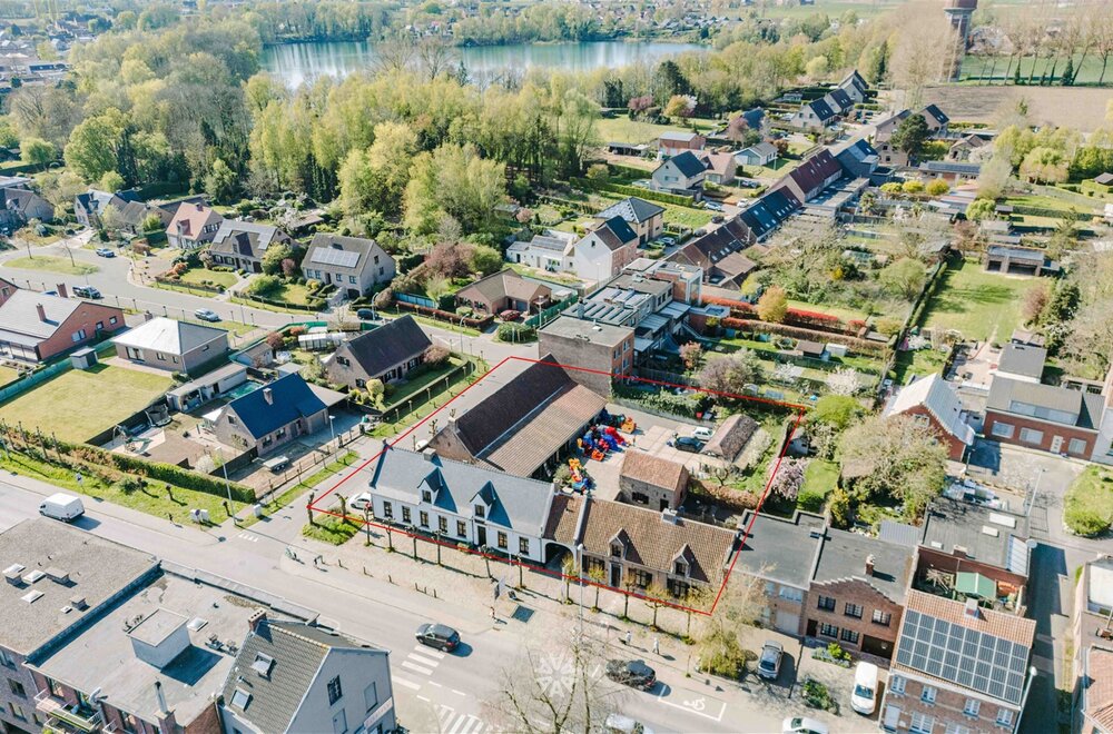 authentiek-handelspand-met-gerenoveerde-woning-te-temse016.jpg
