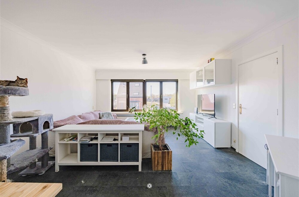 gerenoveerd-appartement-met-twee-slaapkamers002.jpg