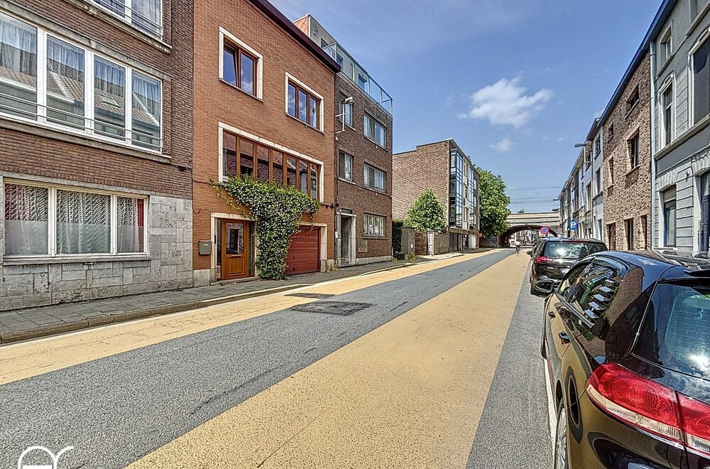 instapklare-woning-met-tuin-en-garage-nabij-station-gent-sint-pieters002.jpg