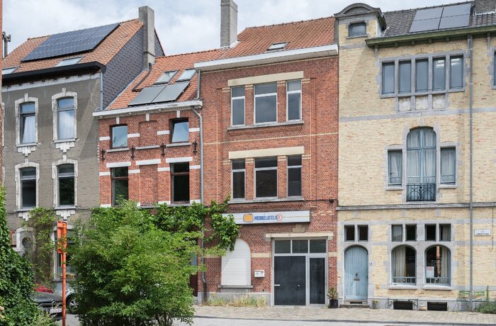 9000 Gent