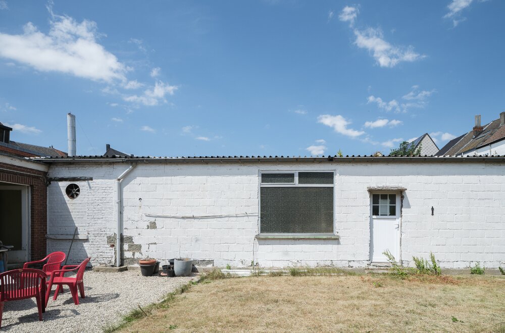 te-renoveren-woning-met-atelier-loods-ruime-tuin-en-bijzonder-veel-potentieel-op-een-boogscheut-van-het-stadscentrum-018.jpg