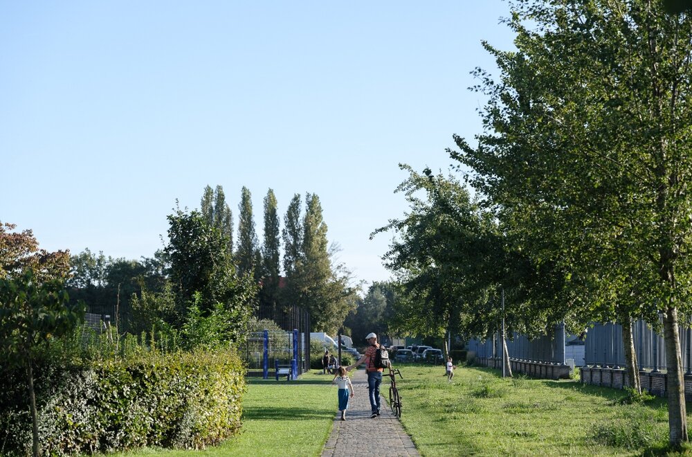 te-renoveren-woning-met-atelier-loods-ruime-tuin-en-bijzonder-veel-potentieel-op-een-boogscheut-van-het-stadscentrum-021.jpg