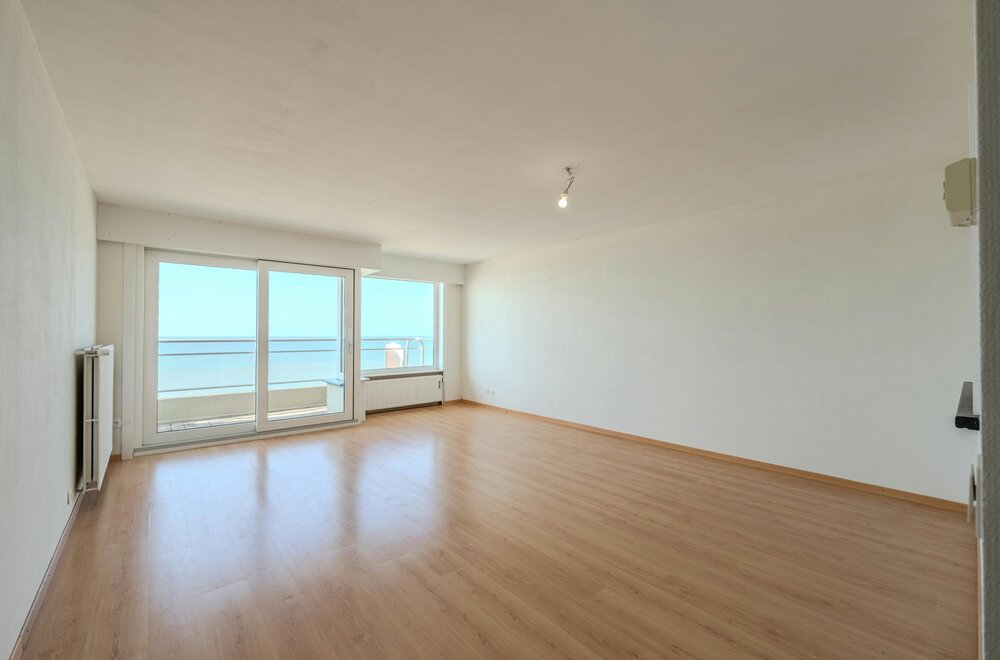 ruim-2-slaapkamer-appartement-met-frontaal-zeezicht002.jpg