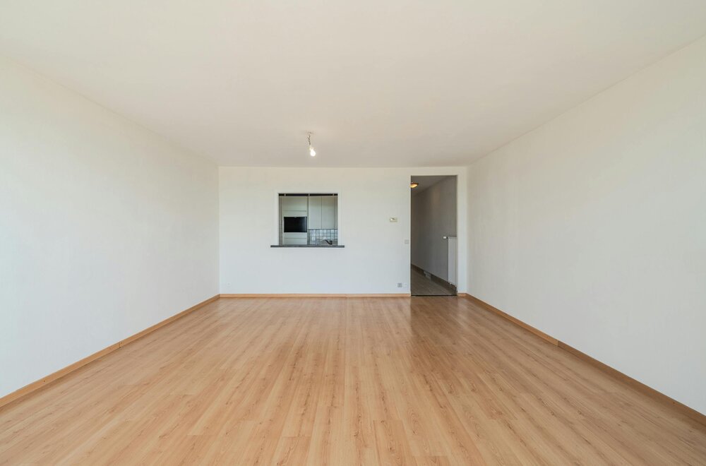 ruim-2-slaapkamer-appartement-met-frontaal-zeezicht003.jpg