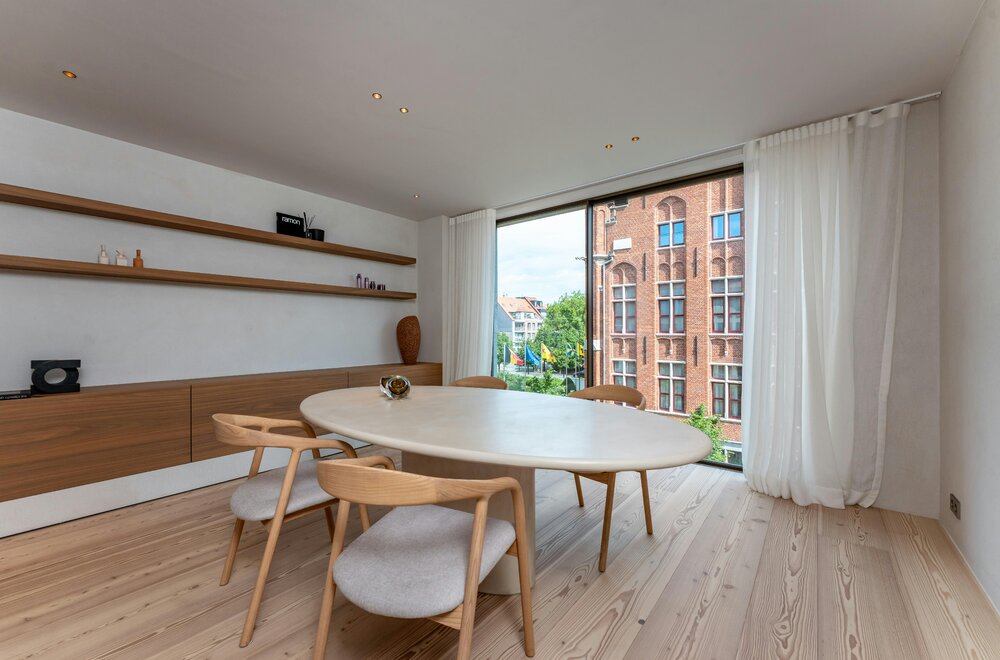 woning-met-kantoor-te-koop-op-toplocatie-te-knokke-heist004.jpg