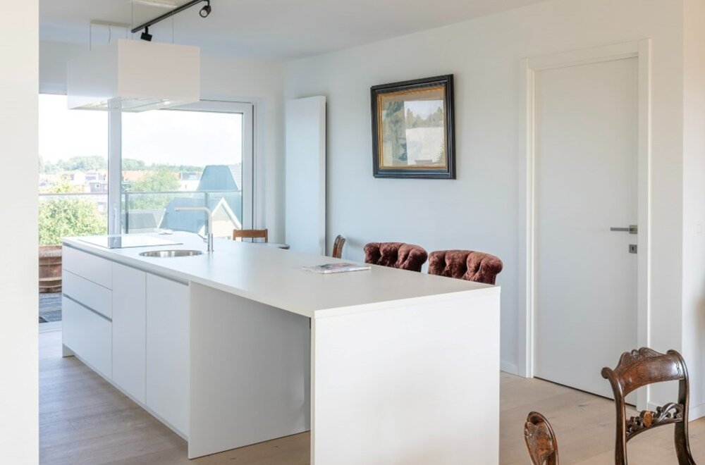 lichtrijke-penthouse-met-ruime-terrassen-nabij-de-schelde004.jpg