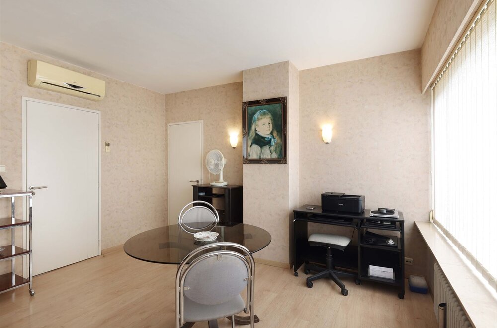 gunstig-gelegen-appartement-in-hartje-sint-truiden-opbrengsteigendom003.jpg