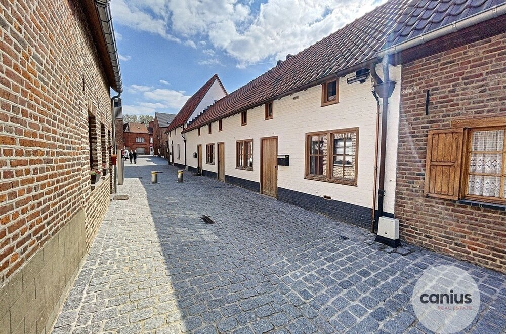 gerestaureerde-begijnhofwoning-te-sint-truiden011.jpg