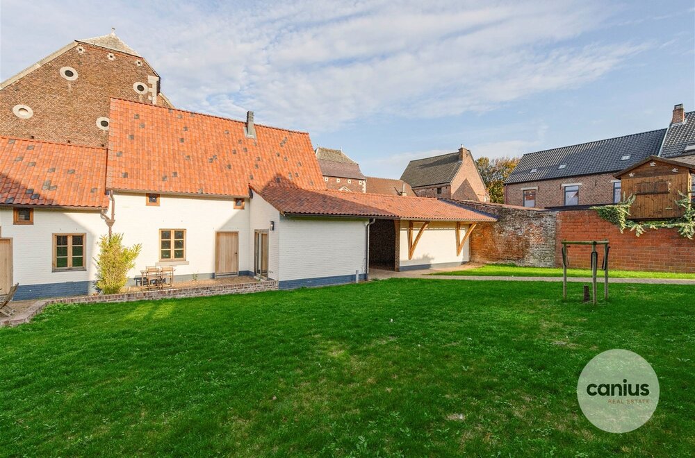 gerestaureerde-begijnhofwoning-te-sint-truiden013.jpg
