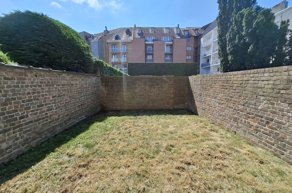 charmant-gelijkvloersappartement-met-zonnige-tuin-nabij-de-zoutelaan-011.jpg