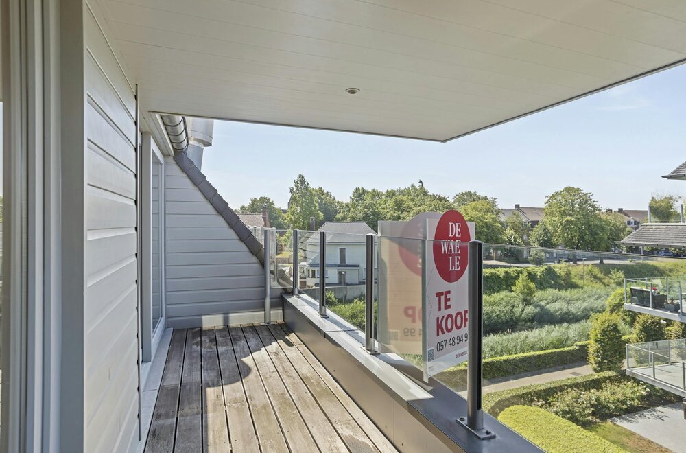 appartement-te-koop-100m-in-ieper-met-2-slaapkamers-en-zuidgericht-terras-005.jpg