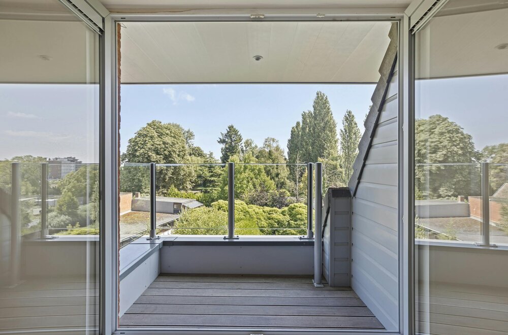 appartement-te-koop-100m-in-ieper-met-2-slaapkamers-en-zuidgericht-terras-012.jpg