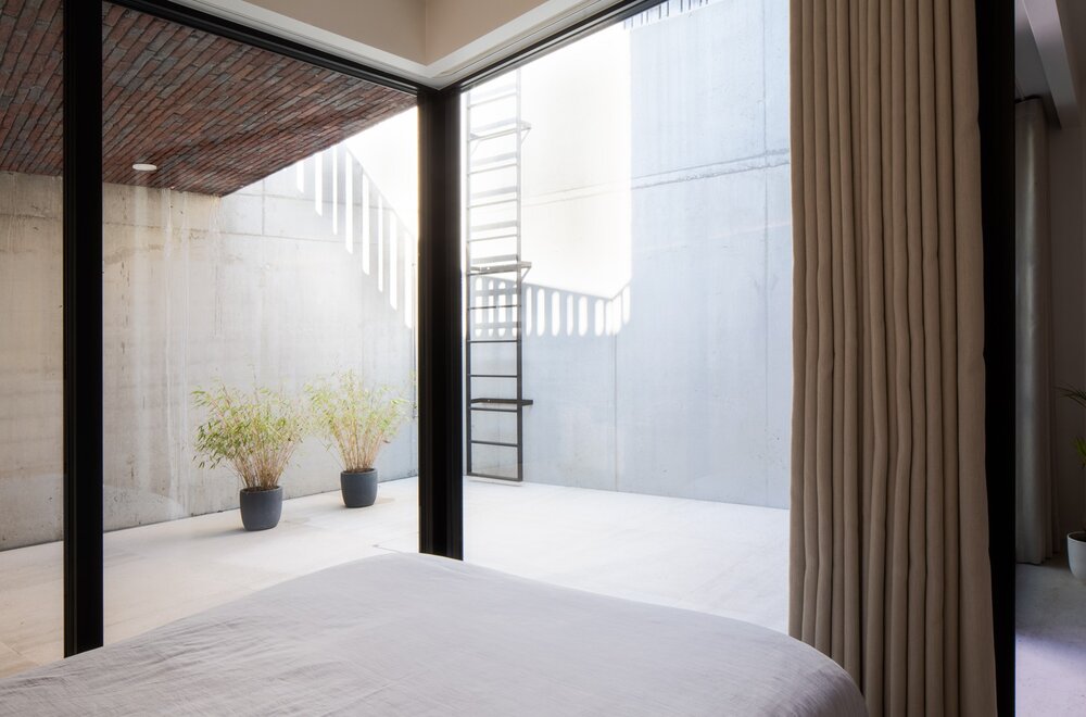 luxueuze-stadswoning-opgedeeld-in-duplex-appartement-en-2-studio-s019.jpg