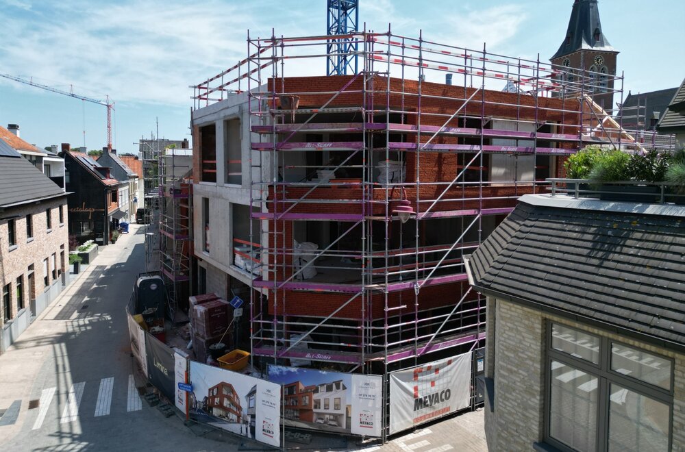 ruim-nslaapkamer-appartement-met-dressing001.jpg