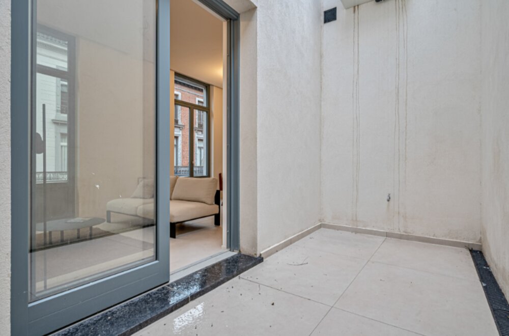 appartement-met-terras-als-investering-in-historisch-gebouw-centrum-gent006.jpg