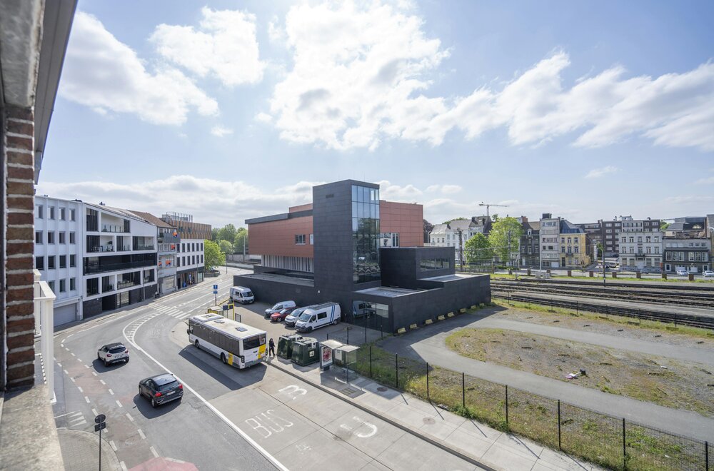 ruim-3-slaapkamer-appartement-met-centrale-ligging-te-koop-in-kortrijk013.jpg