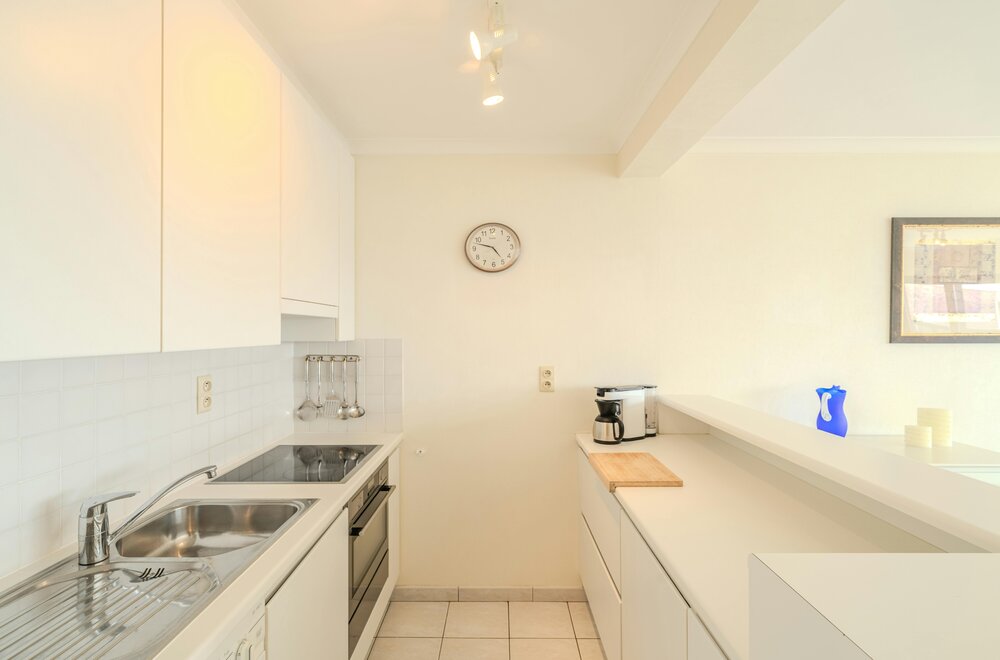 lichtrijk-tweeslaapkamer-appartement-te-koop-op-topligging-te-middelkerke-008.jpg