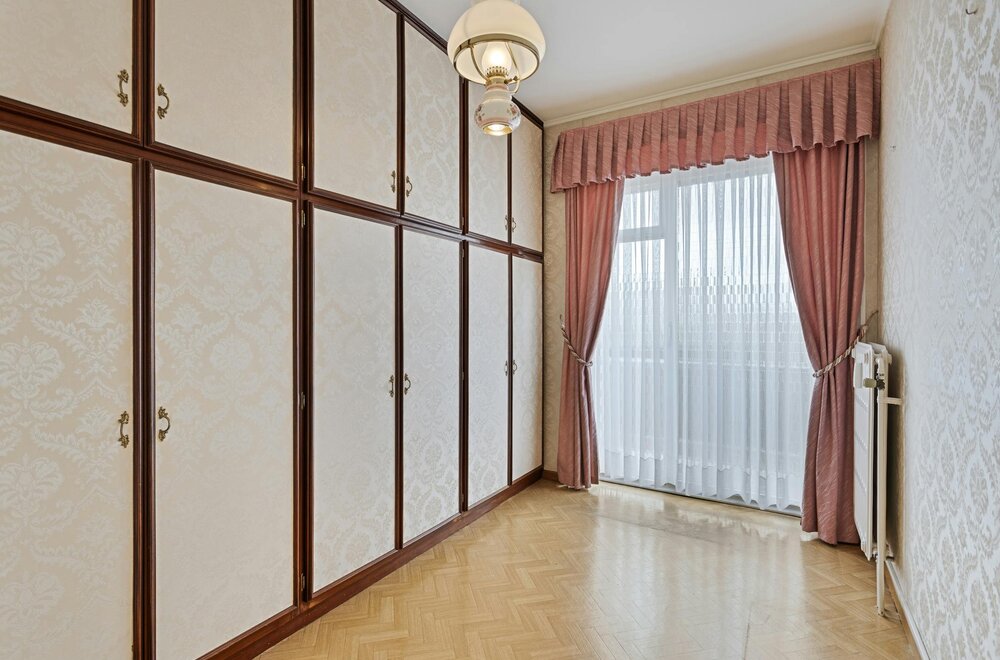 -hoekappartement-te-koop-met-2-slaapkamers-terras-en-garage014.jpg