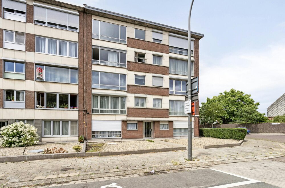 -hoekappartement-te-koop-met-2-slaapkamers-terras-en-garage017.jpg