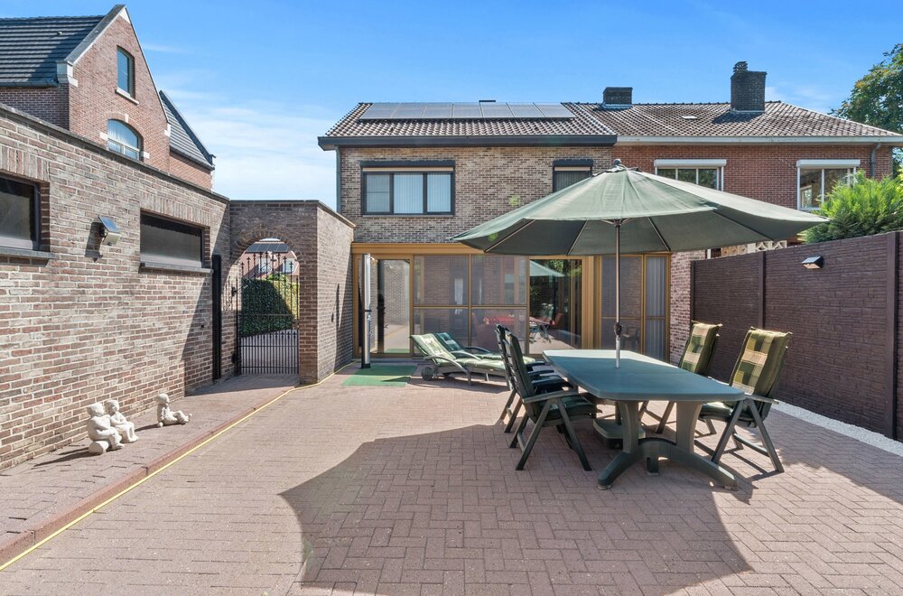 grondig-gerenoveerde-woning-met-kwaliteitsafwerking023.jpg