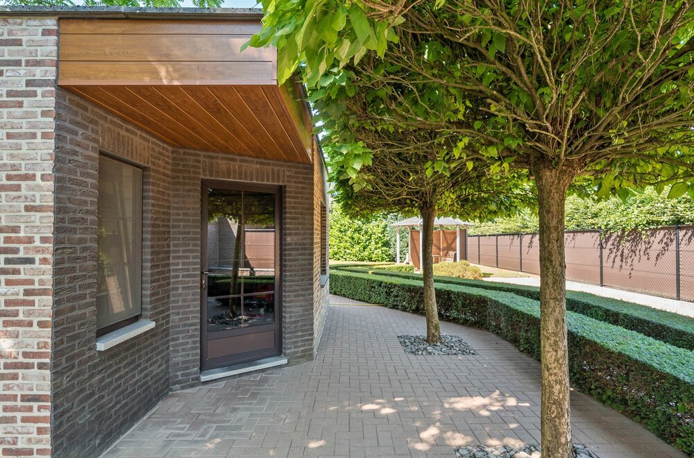 grondig-gerenoveerde-woning-met-kwaliteitsafwerking024.jpg