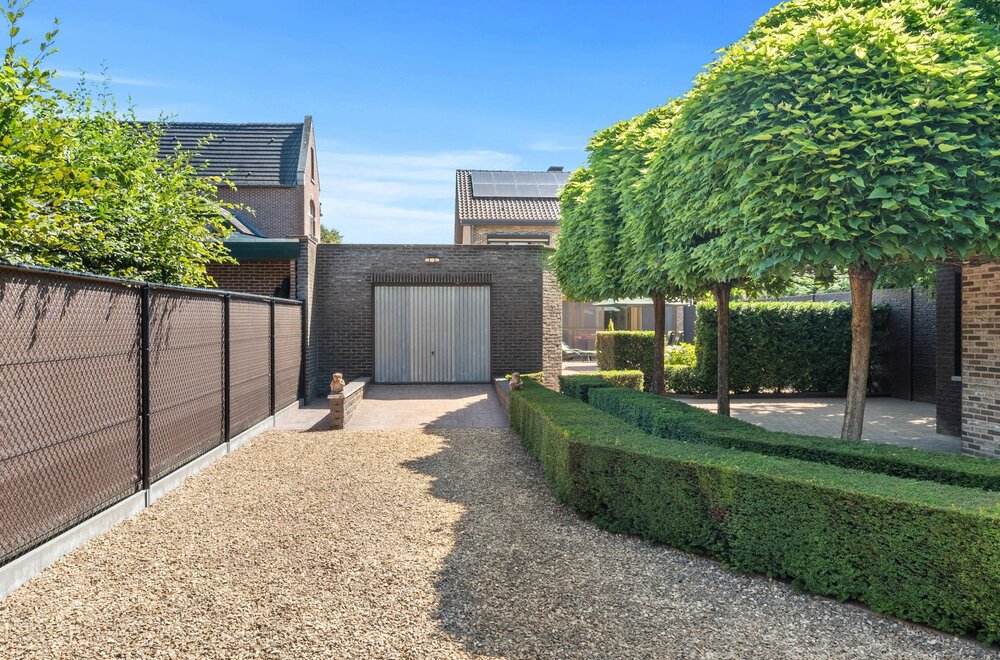 grondig-gerenoveerde-woning-met-kwaliteitsafwerking028.jpg