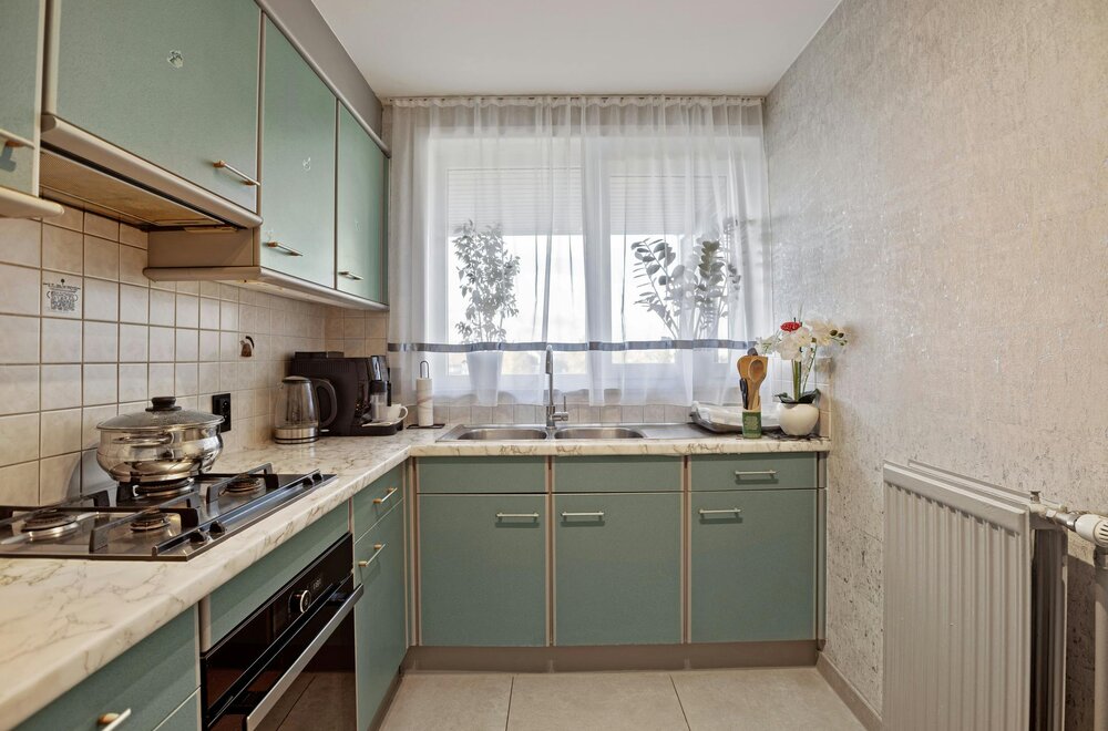 recent-gerenoveerd-2-slaapkamer-appartement-in-roeselare-005.jpg