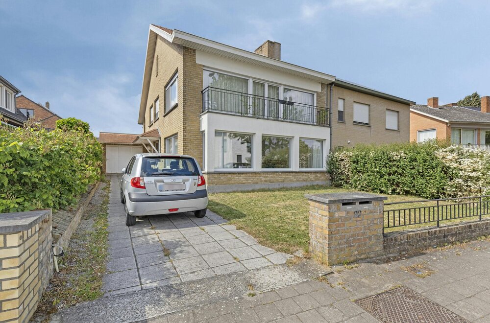 eigendom-te-koop-met-2-appartementen-te-sint-andries002.jpg