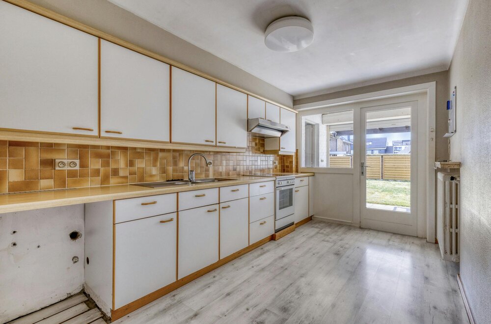 eigendom-te-koop-met-2-appartementen-te-sint-andries008.jpg