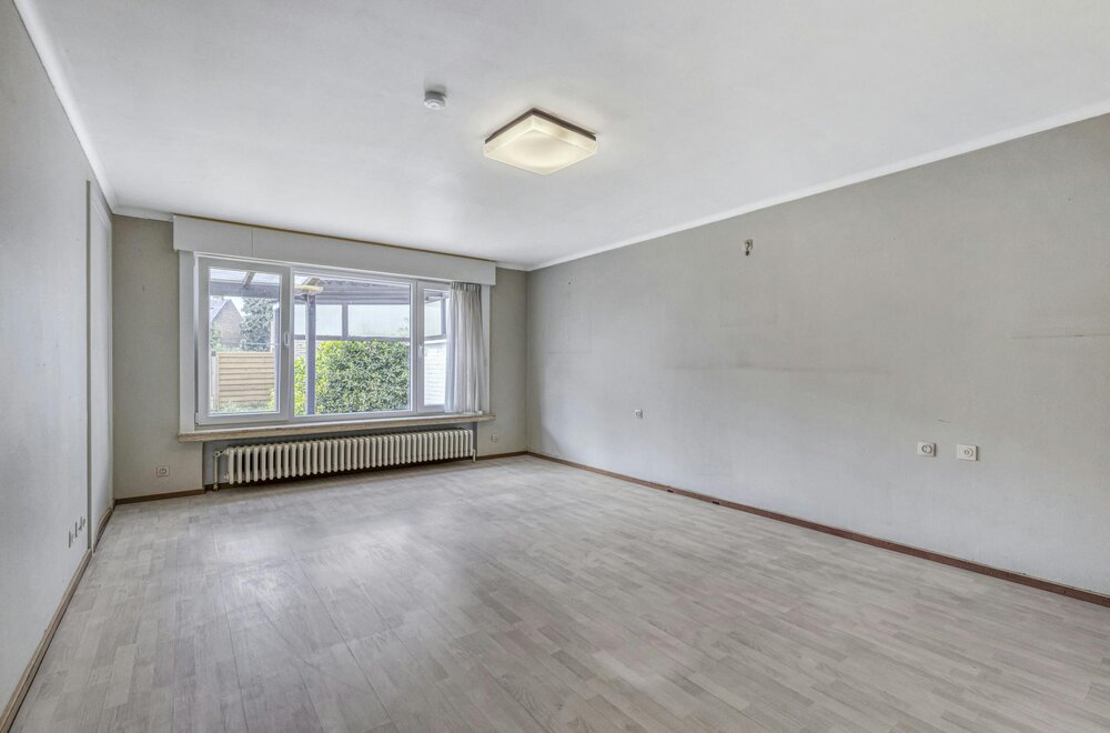 eigendom-te-koop-met-2-appartementen-te-sint-andries010.jpg